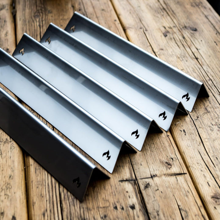 Grillrost.com Das Original Edelstahl Aromaschiene für Weber Genesis II 200er und 300er Baureihen (1