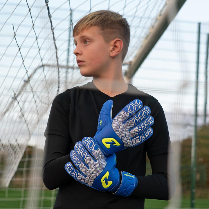 CATCH & KEEP Fly Kids Torwarthandschuhe – Premium Fussballhandschuhe für Kinder mit starkem, haltbar