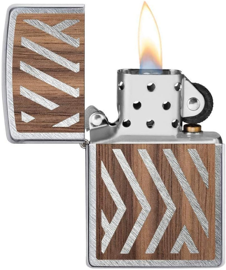 Zippo 29902 Woodchuck Sweep Sturmfeuerzeug, Walnuss-Emblem, Chrom, reguläre Passform