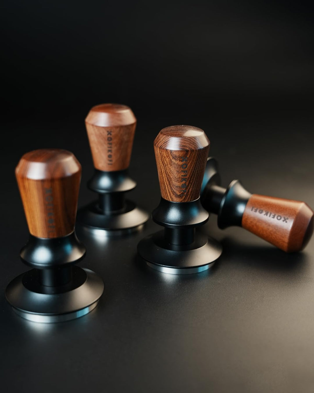 KOFIKOFI 58mm Kaffee Tamper mit Doppelfeder 30lbs Anpressdruck Kaffeemehlpresser Base Ripple Kaffee