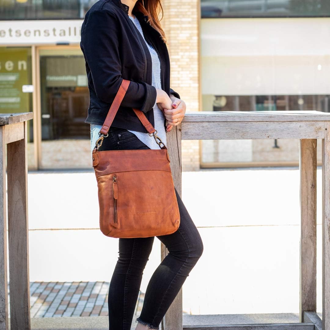 The Chesterfield Brand Black Label Mae Schultertasche Leder 35 cm