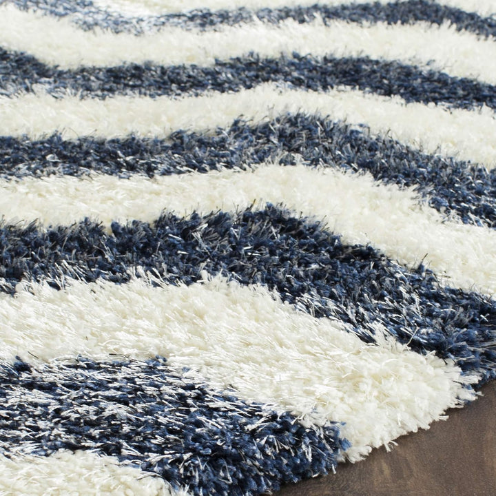 SAFAVIEH Zottelig Teppich für Wohnzimmer, Esszimmer, Schlafzimmer - Montreal Shag Collection, Hoher