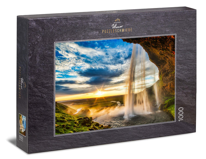 Ulmer Puzzleschmiede - Puzzle „Seljalandsfoss“– Klassisches 1000 Teile Puzzle – Puzzlemotiv von Isla
