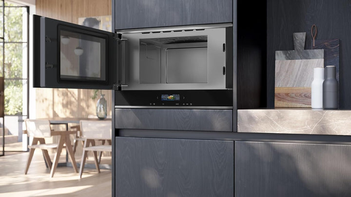 Siemens BF722L1B1 iQ700 Einbau-Mikrowelle, Schwarz, cookControl7 - Automatikprogramme, humidClean Pl