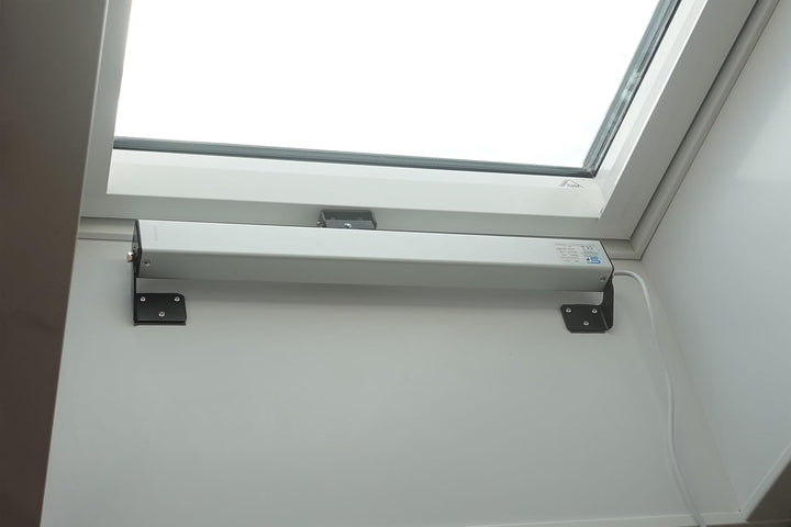 SCHARTEC Fenster Motor Set 230v elektrisch mit Schalter und Fernbedienung Kippfenster Dachfenster Fe