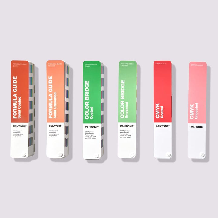 Pantone GPG301B Essentials Guide Set - Beschichtetes und unbeschichtetes Farbfächer-Set in chromatis