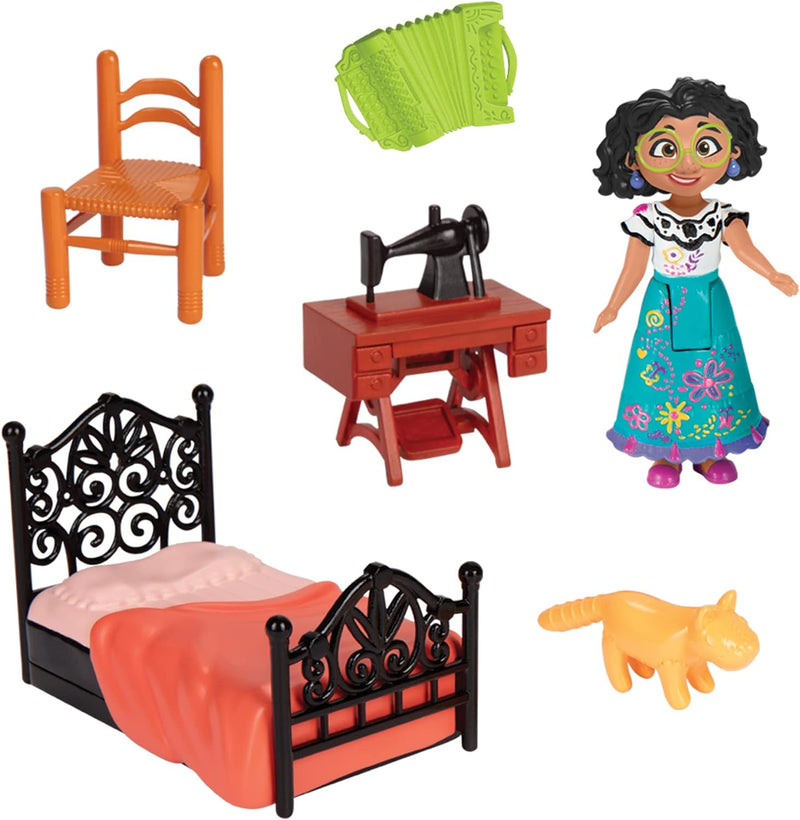 Encanto - Mirabel Small Doll & Room Accessories Set (22031M) Black, Black