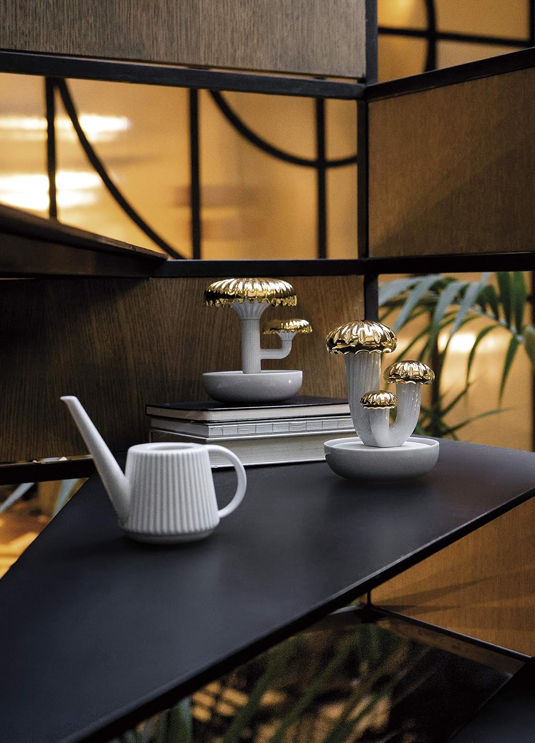 LLADRÓ Watering Can. White. Botanica Fragrans Collection. Giesskanne. Porzellan.