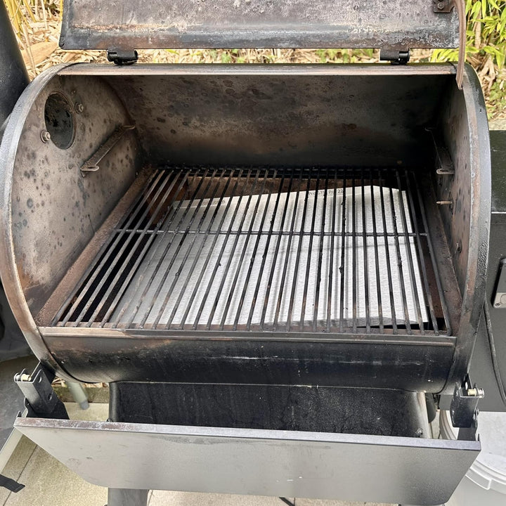 Grillrost.com Das Original Fettablaufblech aus Edelstahl für Traeger Pro Series 22 &amp; 575 53.2 x 39.5