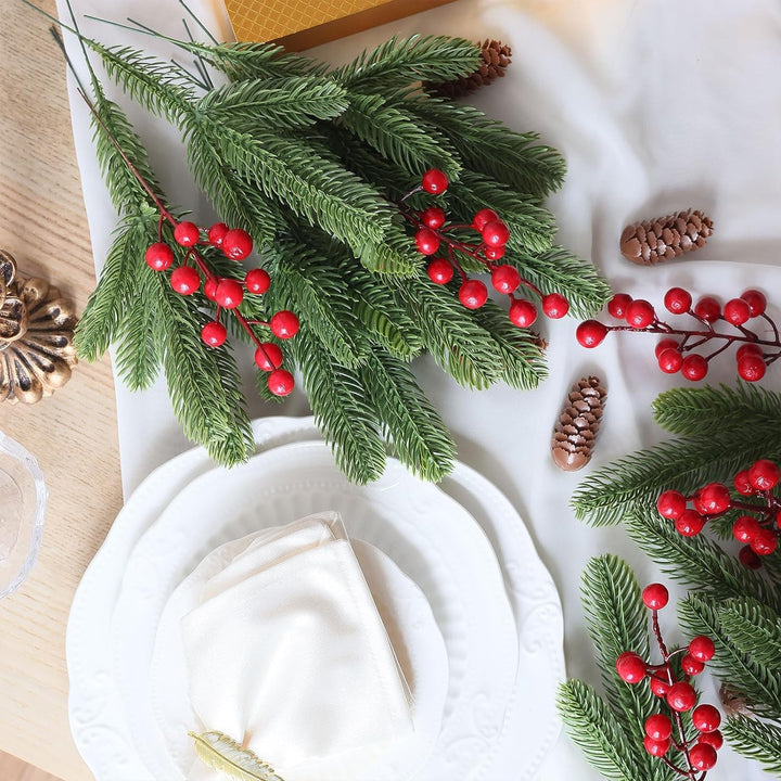Laelfe 30 Stück Künstliche Tannenzweige, Grüne Unechte Tannenzweige Weihnachtsdekoration Plastik Kie