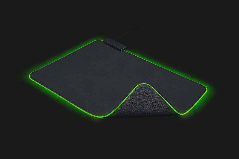 Razer Goliathus Chroma - Weiche Gaming Maus-Matte mit RGB Beleuchtung (Kabelhalterung, Stoff-Oberflä