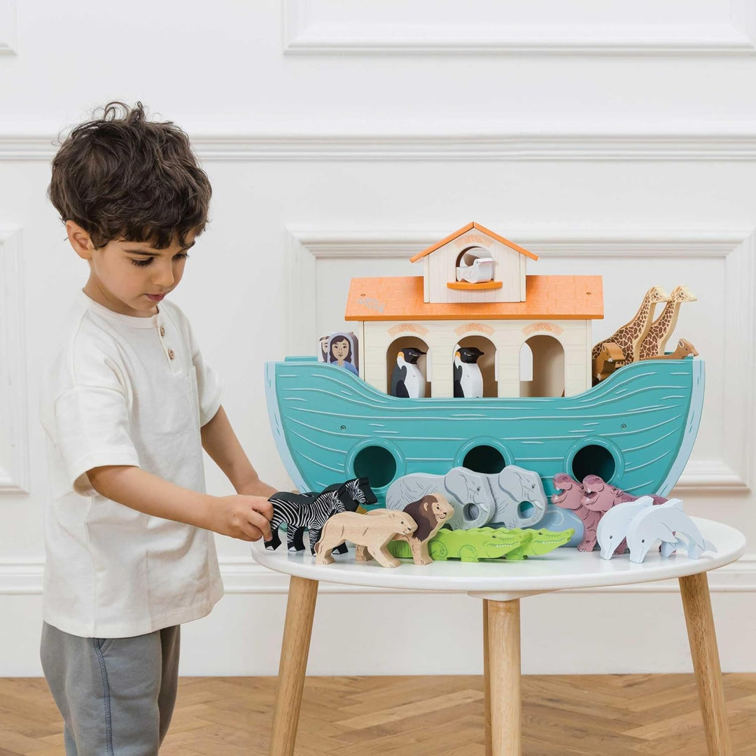 Le Toy Van – Pädagogische Rollenspiel-Arche aus Holz | Für Mädchen & Jungen | Geeignet für Kinder ab