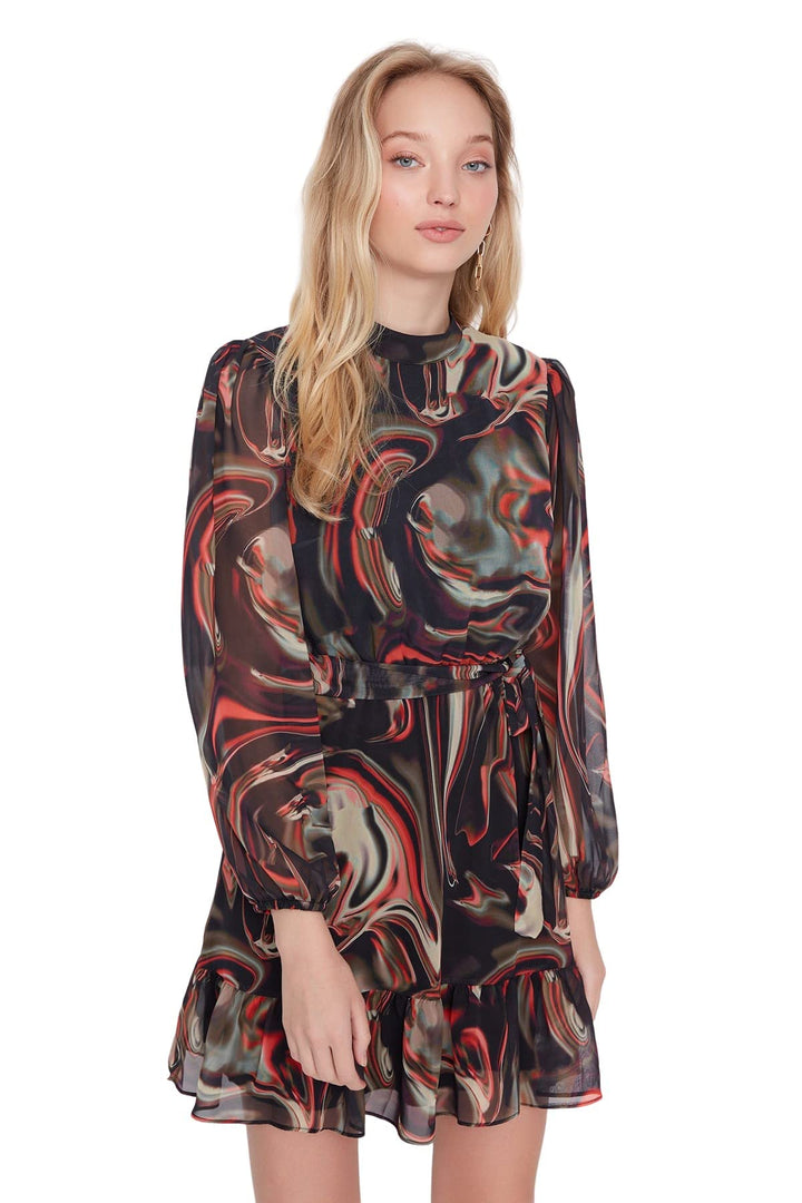 TRENDYOL Damen Woman Mini Skater V-Ausschnitt Webstoff Kleid 40 Schwarz, 40 Schwarz