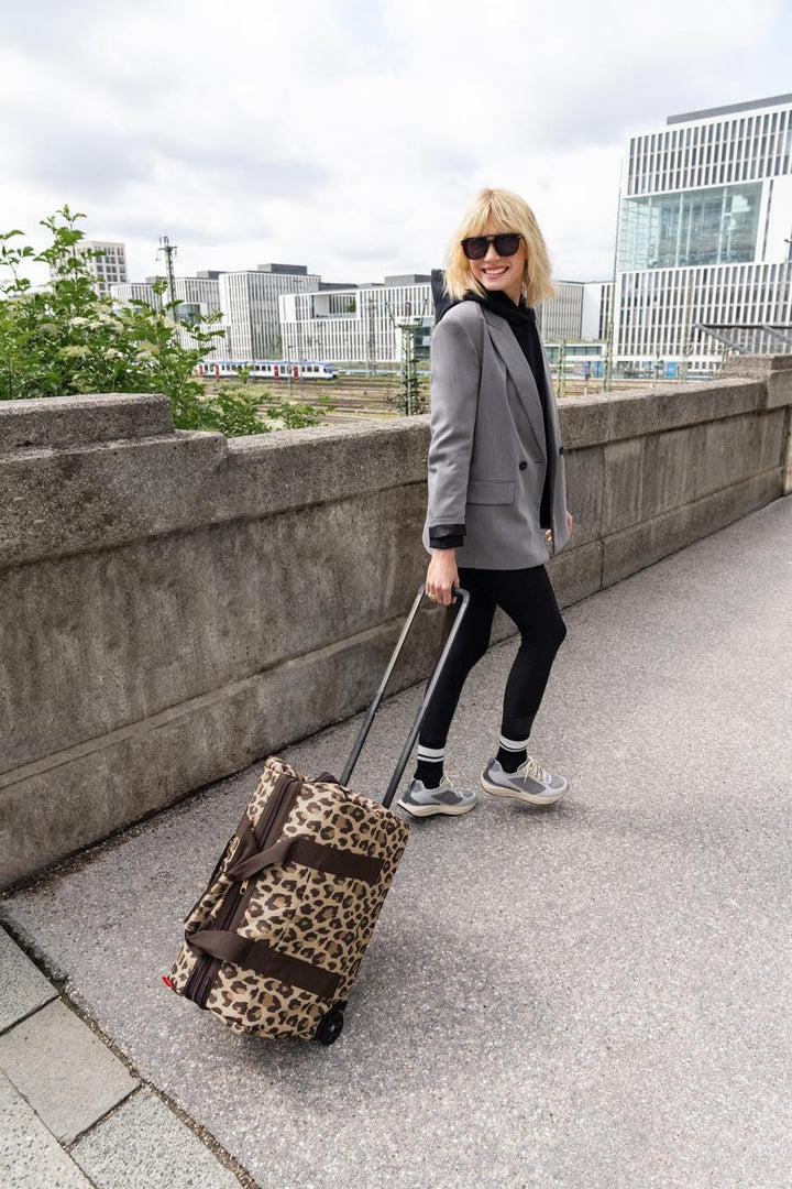 reisenthel allrounder Trolley leo macchiato – Vielseitige Reisetasche auf Rollen für Reisen, Arbeit