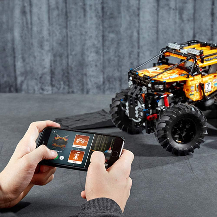 LEGO Technic 4x4 X-treme Off-Roader 42099 Building Kit, New 2019 (958 Pieces)