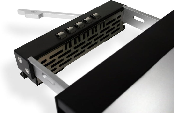 ICY DOCK SATA 6Gbit/s 3,5 Zoll (8,9cm) HDD-Wechselrahmen MB876SK-B