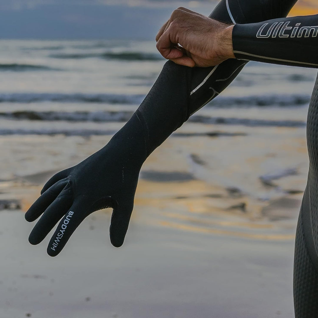 Buddyswim 2,5 mm Dicke Neoprenhandschuhe für das Freiwasserschwimmen. Kälteisolierende Handschuhe au