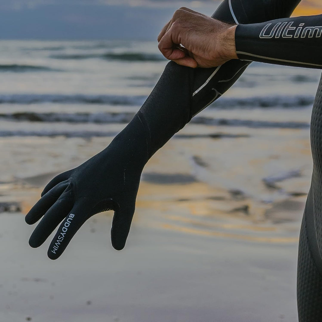 2,5 mm Dicke Neoprenhandschuhe für das Freiwasserschwimmen. Sporthandschuhe Herren und Damen aus Neo