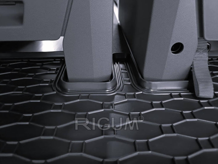 Gummi Kofferraummatte passend für VW T7 Multivan ab 11/2021 Langer Überhang AZUGA AZ31100208 Kofferr
