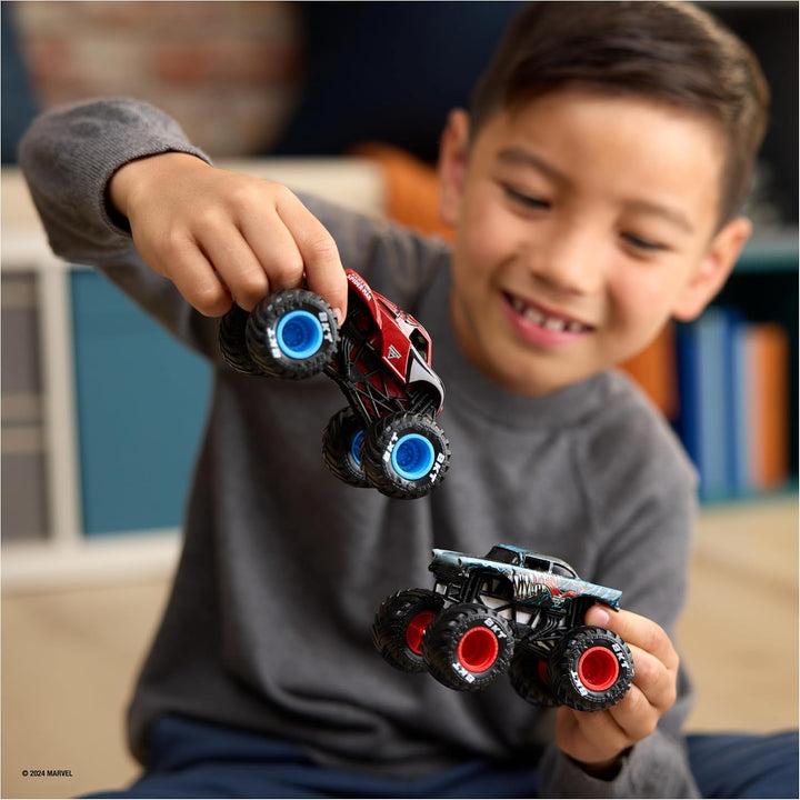 Monster Jam - Zweier-Pack Original Monster Trucks im Marvel Superhelden-Design, Venom vs. Spider-Man