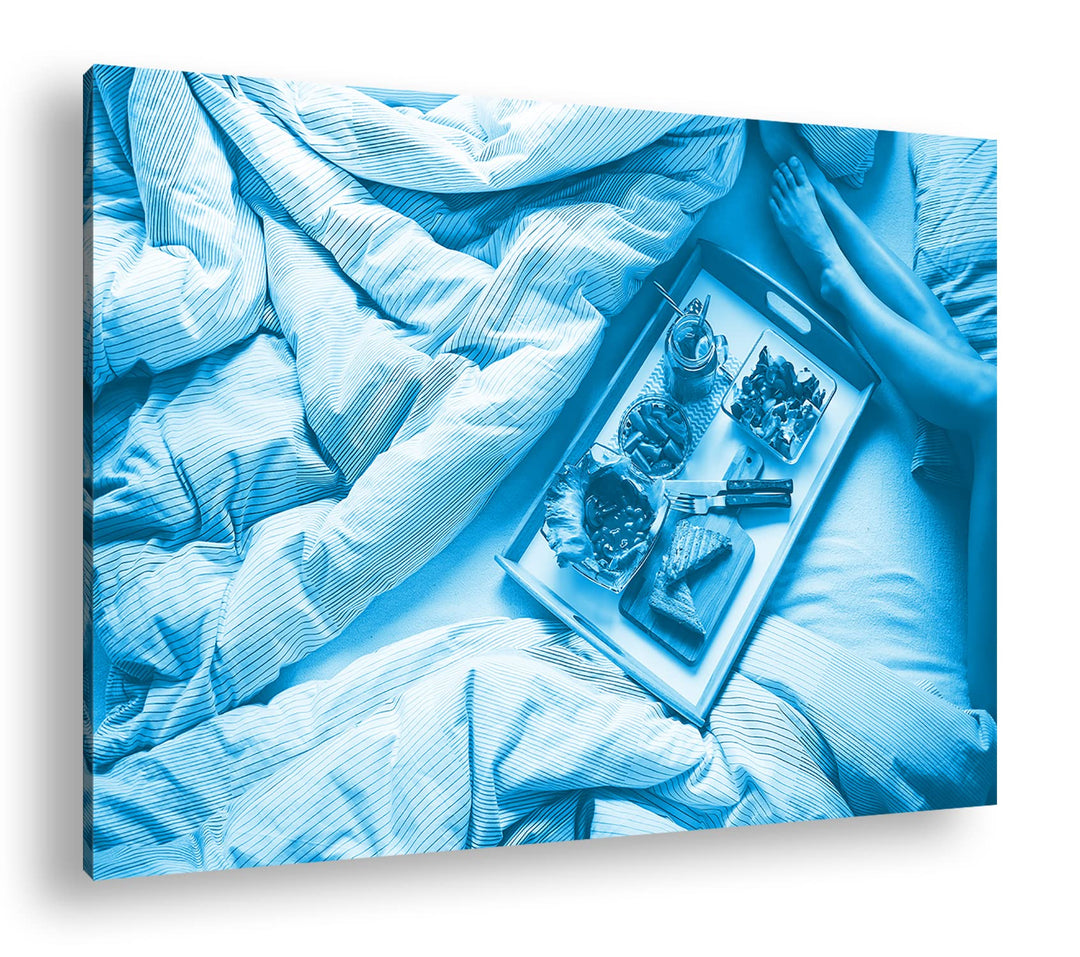deyoli gesundes Frühstück im Bett Format: 60x40 Effekt: Monocrome Blau als Leinwand, Motiv fertig ge