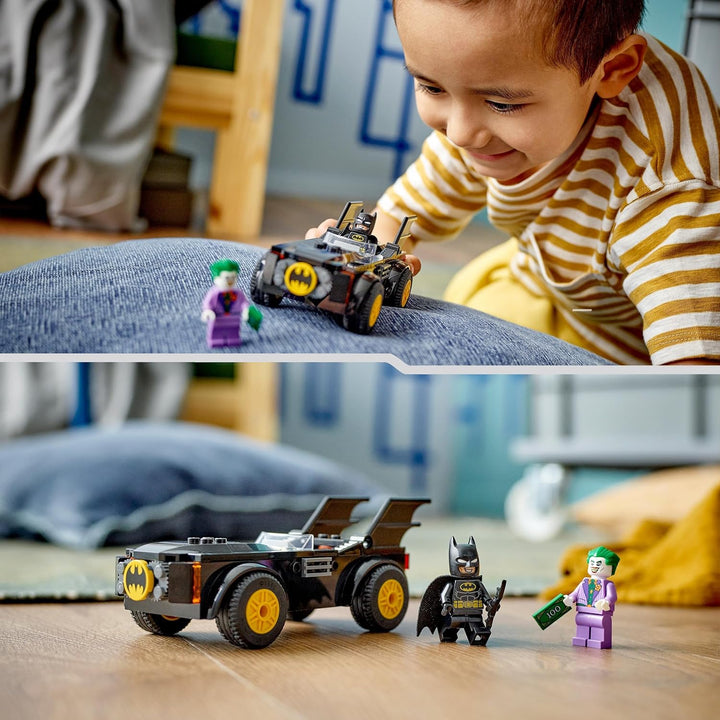 LEGO DC Verfolgungsjagd im Batmobile: Batman vs. Joker Spielzeugauto-Set, Superhelden-Starterset mit
