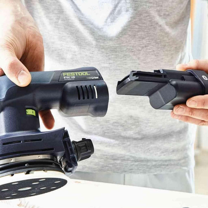 Festool Akku-Exzenterschleifer ETSC 125 3,0 I-Plus (mit Akkupacks BP 18 Li 3,0, Schnellladegerät, Sc