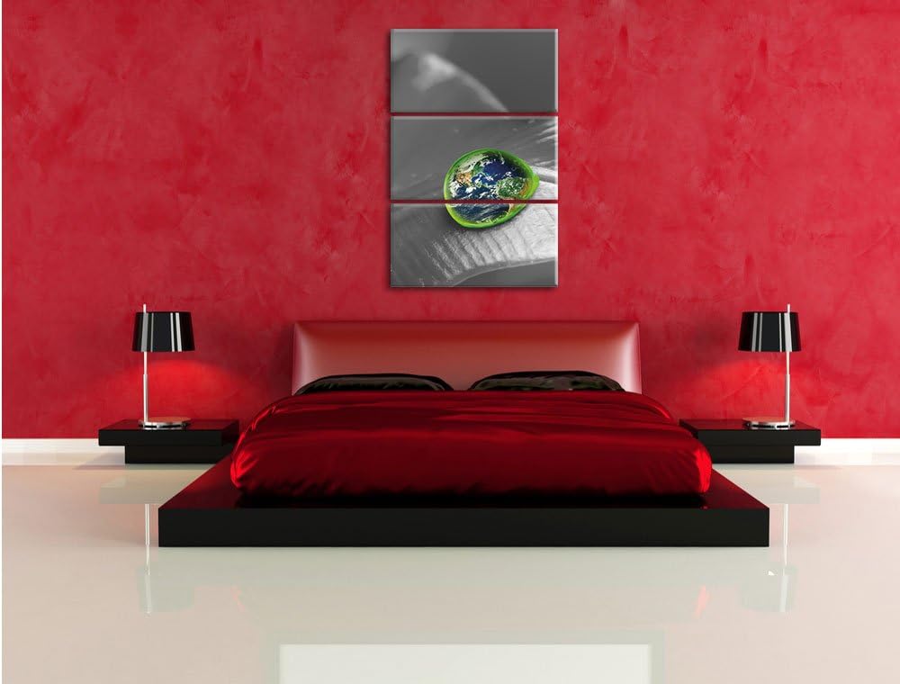 Pixxprint Erde in einem Tautropfen auf Blatt 3-Teiler Leinwandbild 120x80 Bild auf Leinwand