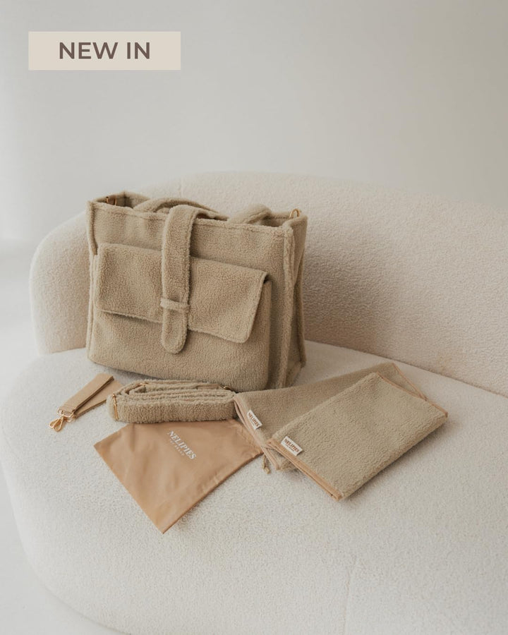 The Brand Wickeltasche Teddy Mom Bag Beige mit Wickelunterlage, Flaschenhalter, Kinderwagenbefestigu