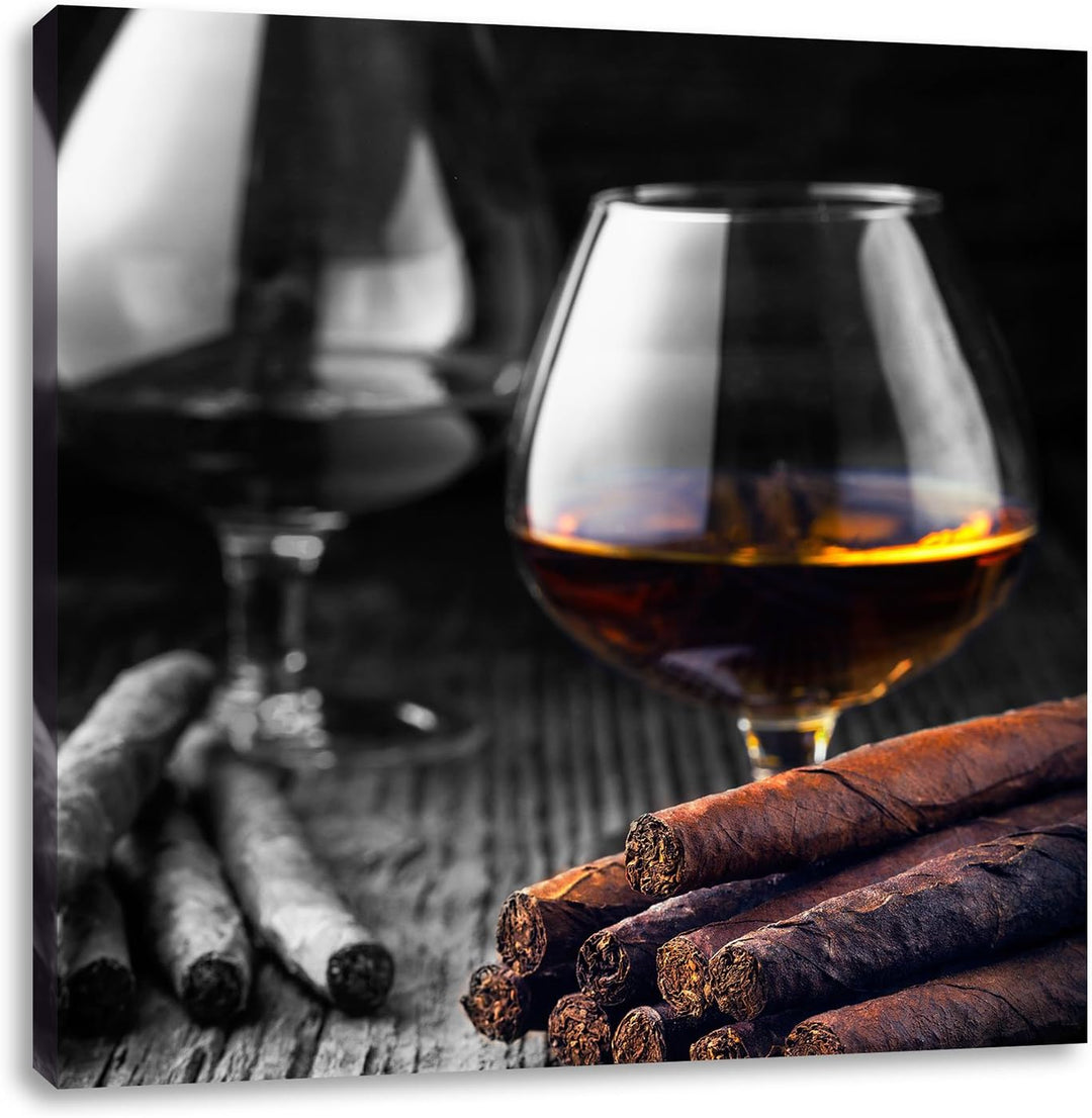 Pixxprint Edler Whisky mit Zigarren auf rustikalem Holztisch schwarz/weiss, Format: 70x70 auf Leinwa