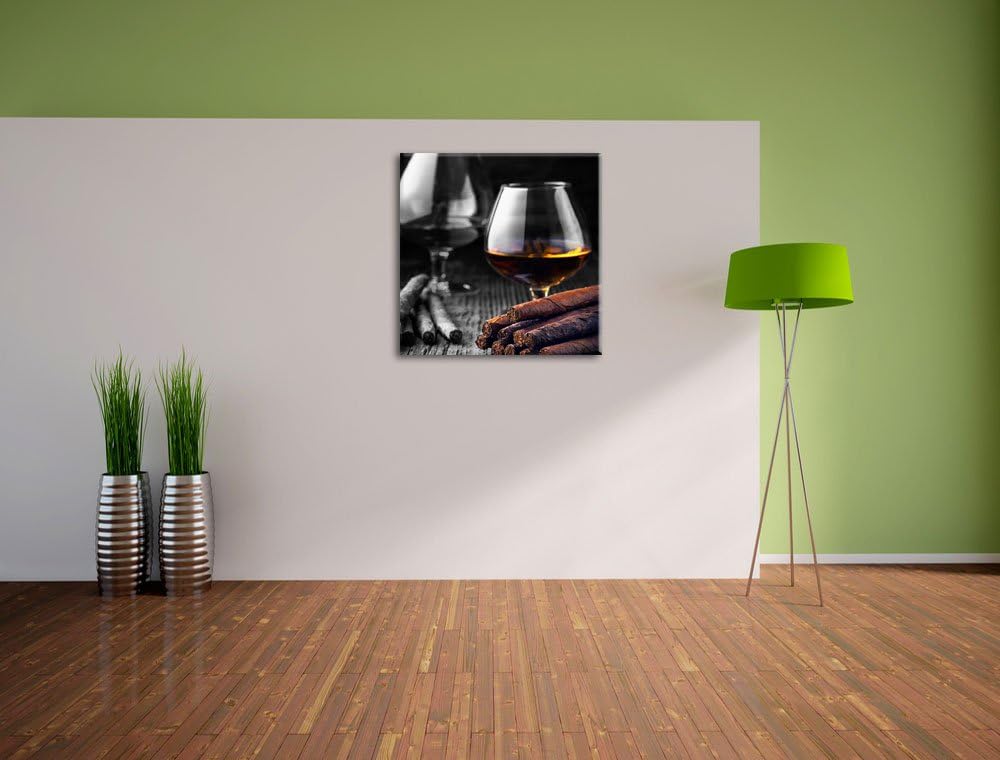 Pixxprint Edler Whisky mit Zigarren auf rustikalem Holztisch schwarz/weiss, Format: 70x70 auf Leinwa