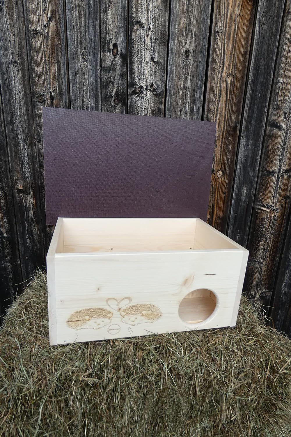 Premium Igelhaus 62cm x 40cm x 29cm Igelhotel 20mm Vollholz Winterfest Kein Bausatz: Labyrintheingan