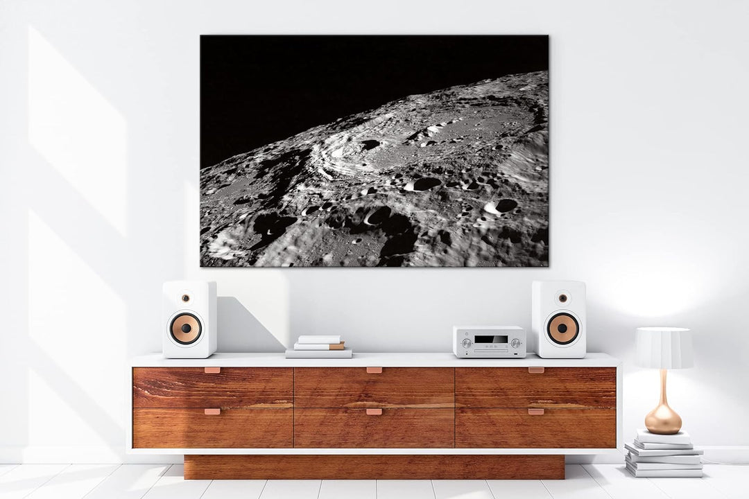 Oberfläche des Mondes Format: 80x60 als Leinwand, Motiv fertig gerahmt auf Echtholzrahmen, Hochwerti