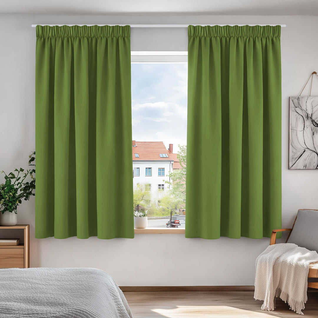 Deconovo Vorhang Thermogardine Blickdicht Kräuselband Gardinen Kinderzimmer Blickdicht Voränge, 138x