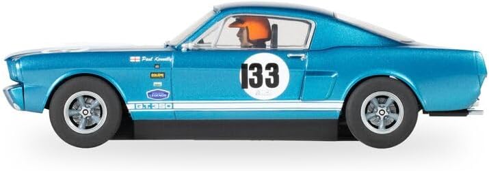 Scalextric Cars – C4517 Shelby Mustang GT350 – Paul Kenelly – Equipe GTS – Spielzeug-Schlitzauto zur