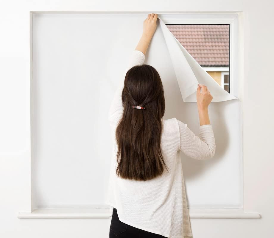 Easyblinds Easyblackout Verdunkelungsrollo, selbstklebend, Weiss, für Fenster bis 150x135cm, Zuschni