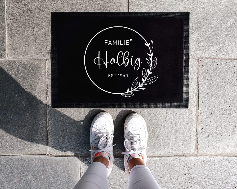 Manilu Personalisierte Fussmatte 50x70cm | mit eigenen Namen | Geschenkidee für Paare &amp; Familien | z