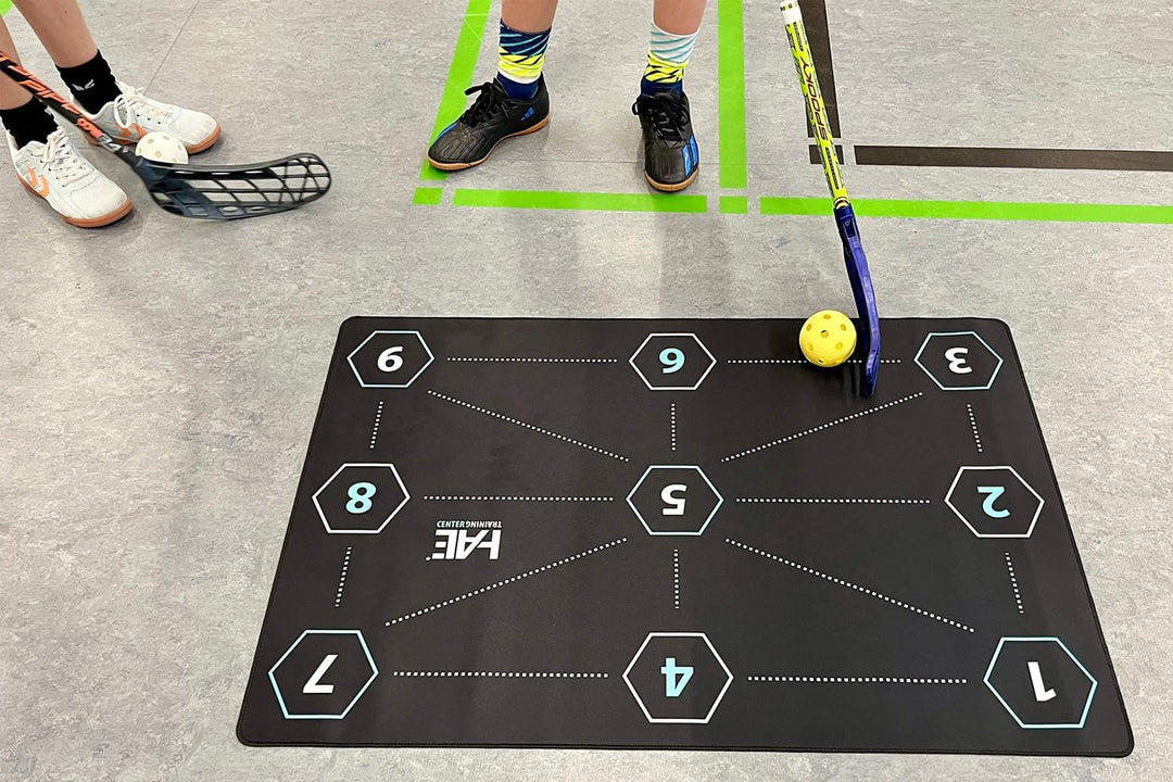 HALE | Floorball Training Center - perfektes Training Tool, Matte 900 x 600 mm, kompakt zusammenroll