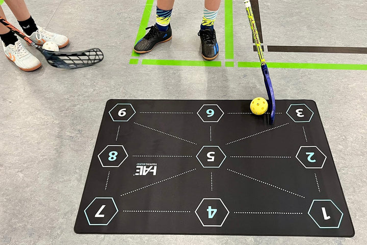 HALE | Floorball Training Center - perfektes Training Tool, Matte 900 x 600 mm, kompakt zusammenroll