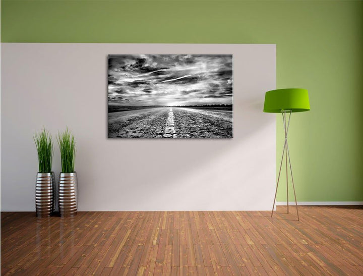 Pixxprint Endlose Strasse im Sonnenuntergang / 100x70cm Leinwandbild bespannt auf Holzrahmen/Wandbil