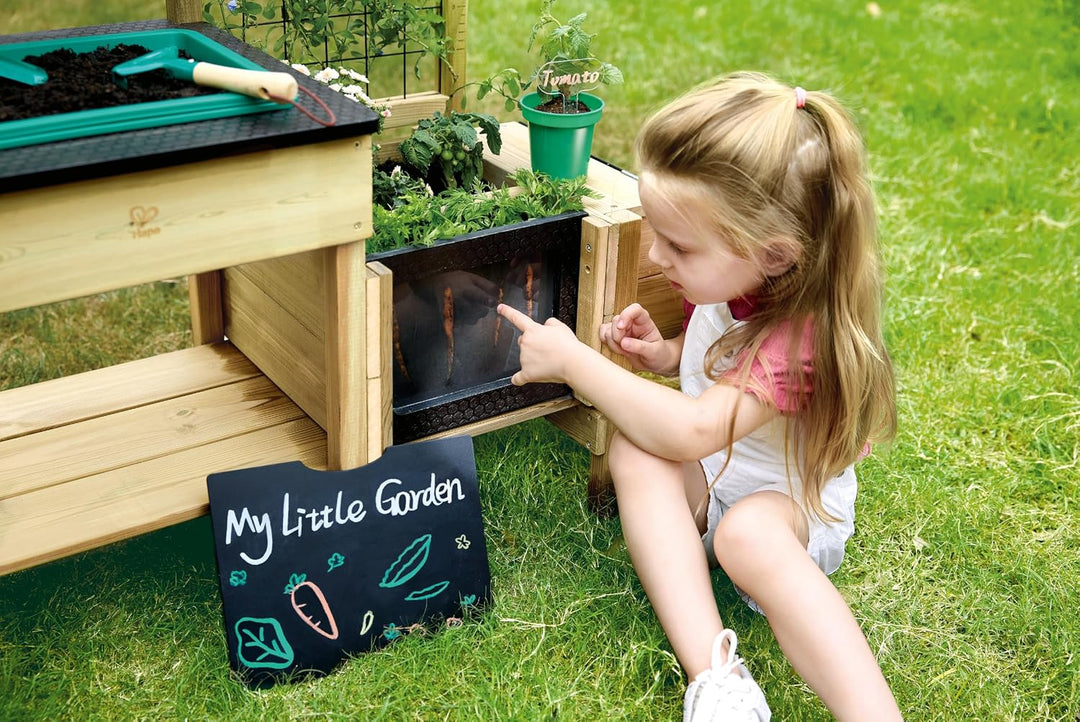 Hape Kinderpflanztisch aus Holz – Gartenspielzeug Set mit Pflanztagebuch, Giesskanne &amp; Werkzeug – Ho