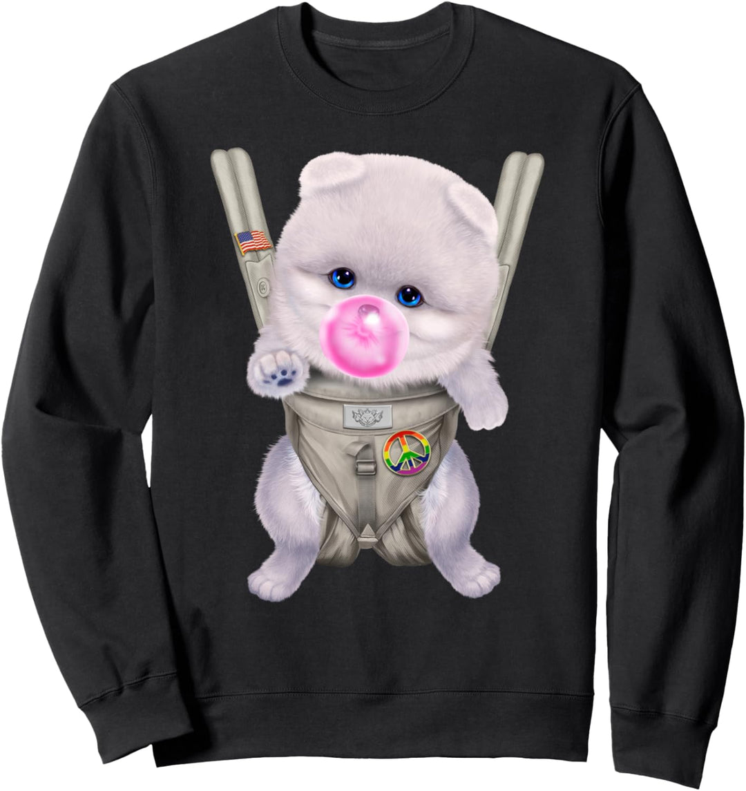 Weisser pommerscher Hund mit Kaugummi in der Babytrage Sweatshirt