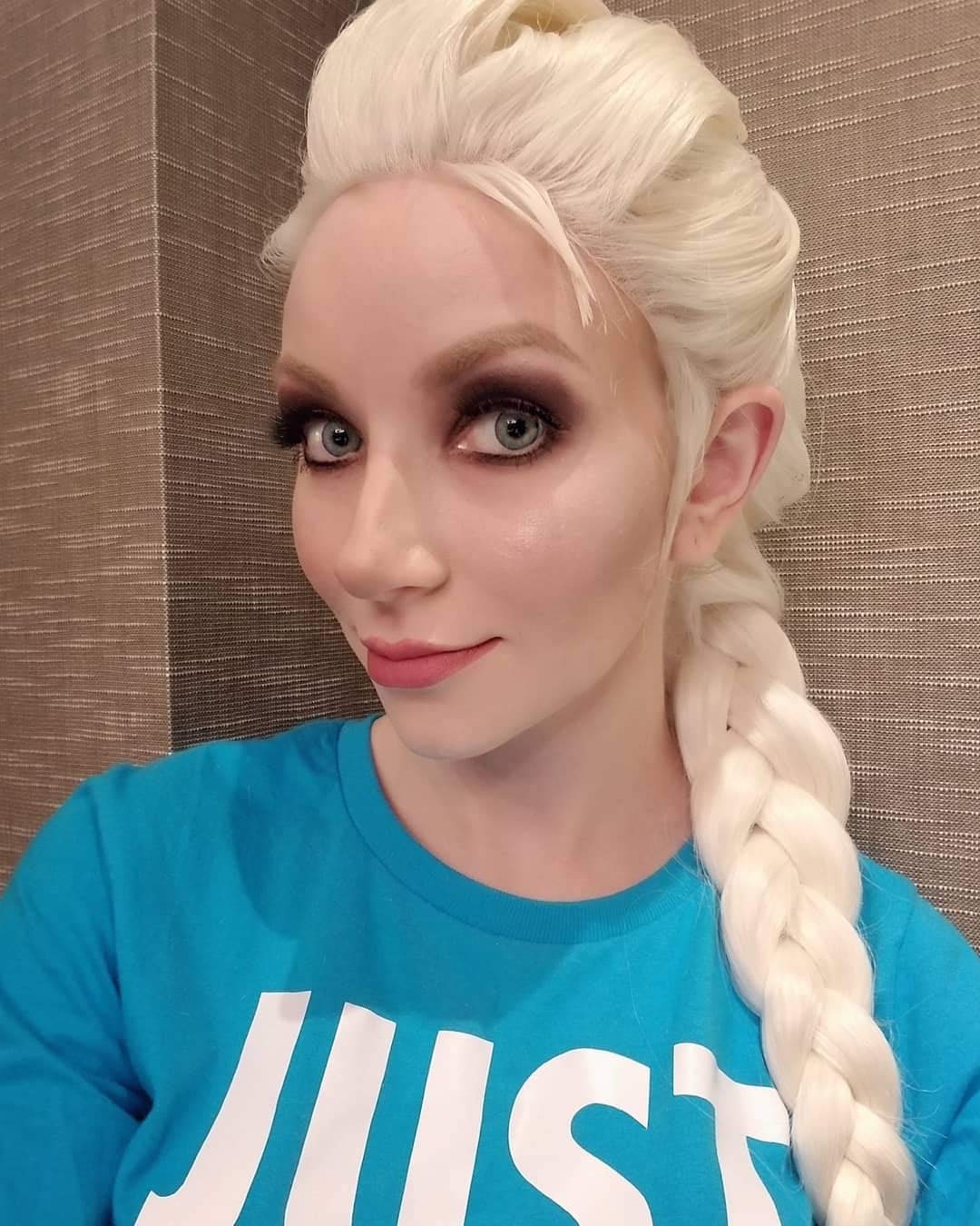 Morvally 61 cm lange Welle 60# Platinum White Glueless Lace Front Wig Natural Straight Heat Resistan