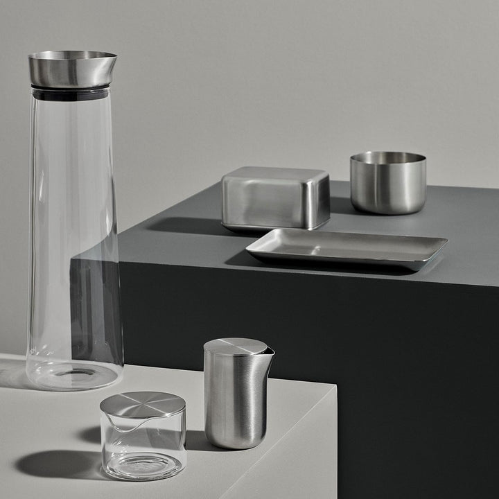 blomus -ACQUA- Wasserkaraffe aus Glas, 1 Liter Fassungsvermögen, Glaskaraffe mit hochwertigem Edelst