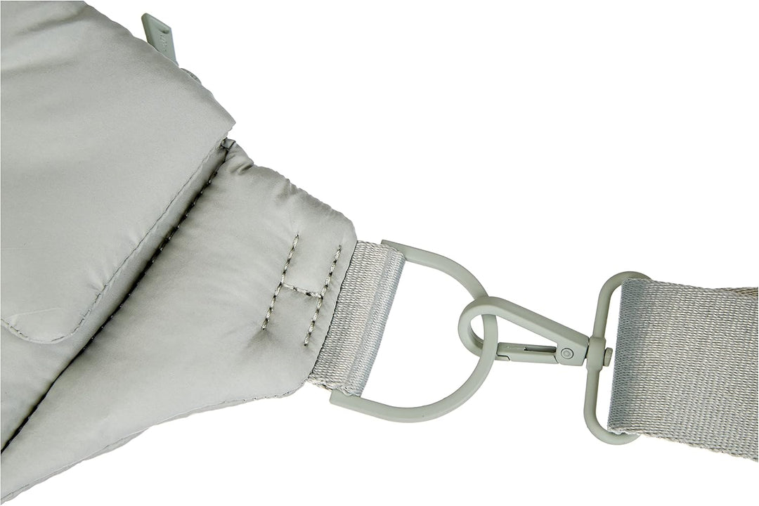 s.Oliver Damen 201.10.202.25.300.2109731 Tasche Crossbody SMALL Light Green, Light Green
