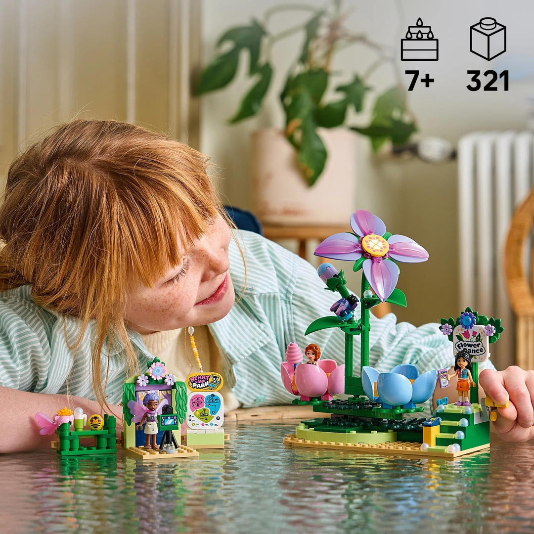 LEGO Friends Feentassen-Karussell mit Blumendeko - Spielzeug mit 3 Minifiguren, Fotokabine & Zubehör