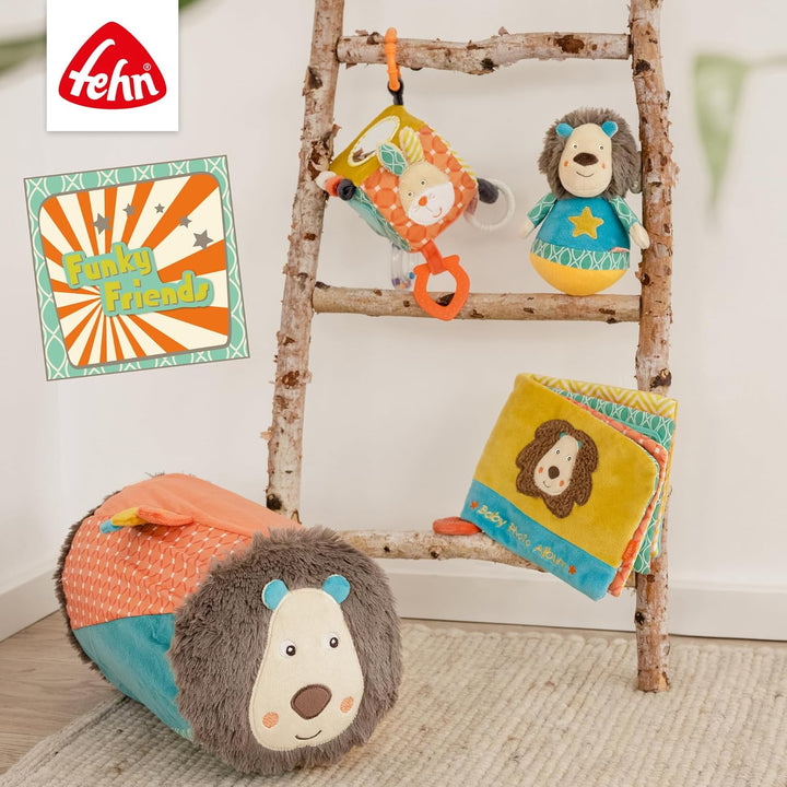 Fehn Fotoalbum Löwe – Erinnerungsbuch Fotobuch zum Selbstgestalten und Fühlen aus Stoff – Babyalbum