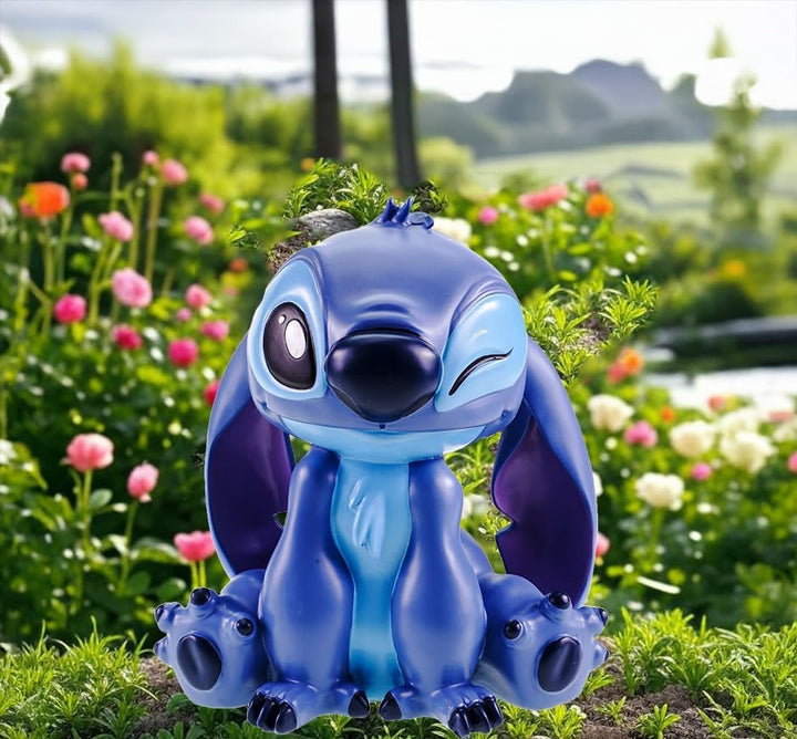 Gartenfigur Stitch - Disney's frecher Lilo & Stitch Alien zum Verlieben Sitzend - mit Ohren unten (2