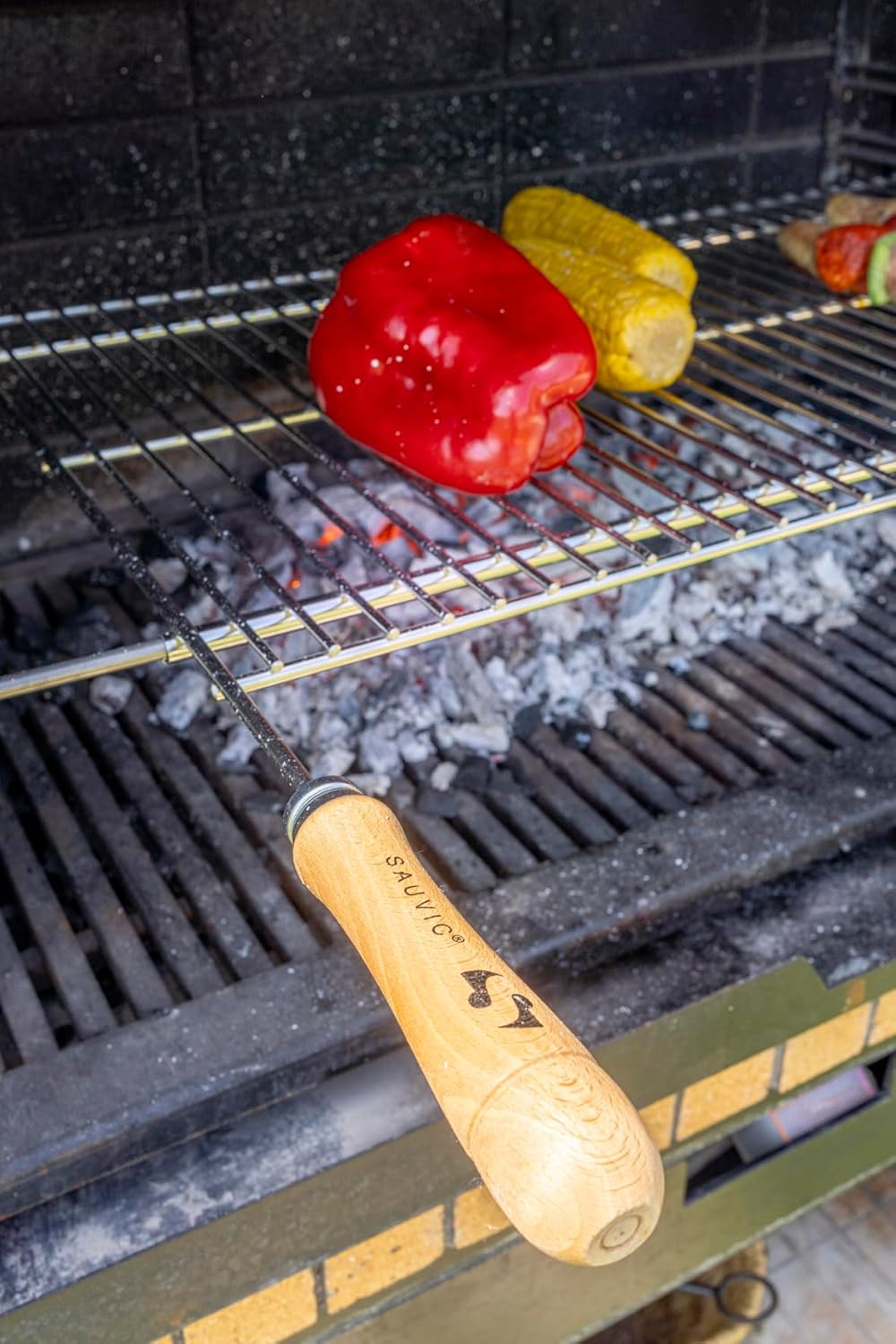 Sauvic 02810-Ausziehbarer Grillrost von 52 bis 62 cm. x 40 cm, aus 304 Edelstahl, 53.5x62.5x3 cm