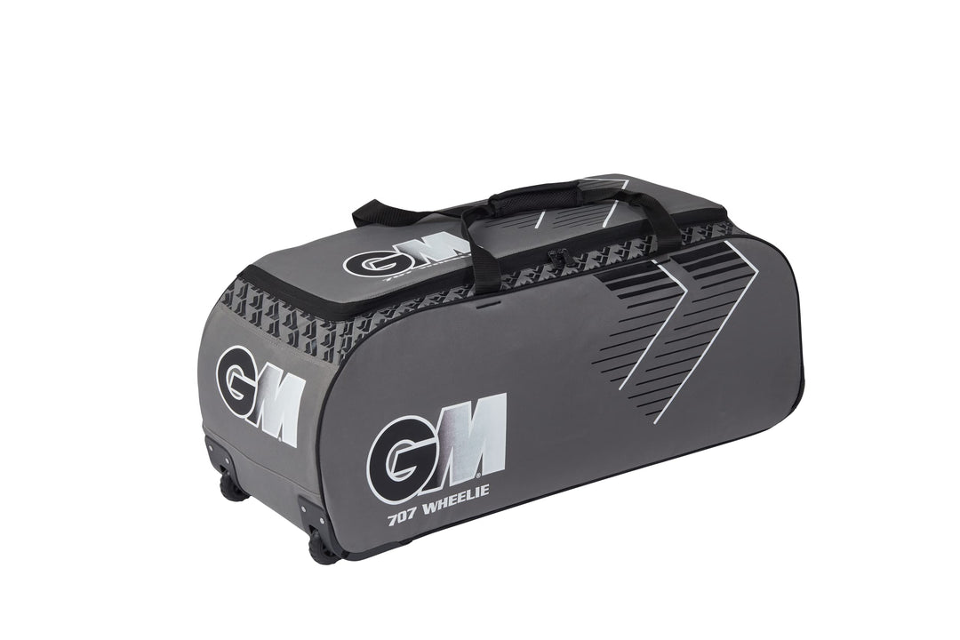 Gunn & Moore GM Cricket Wheelie Bag Holdall | Engineered Wheel Housing All Terrain | Tough Water-Res